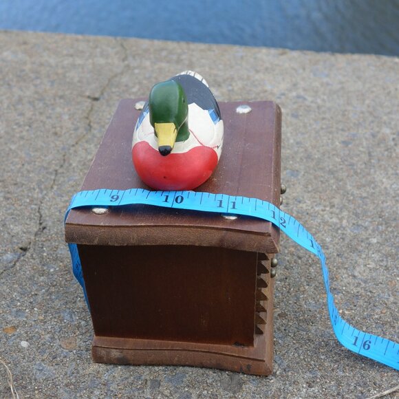 Vintage Wooden Coaster set with Mallard Duck Figurine Holder with 8 Coasters - Picture 8 of 14